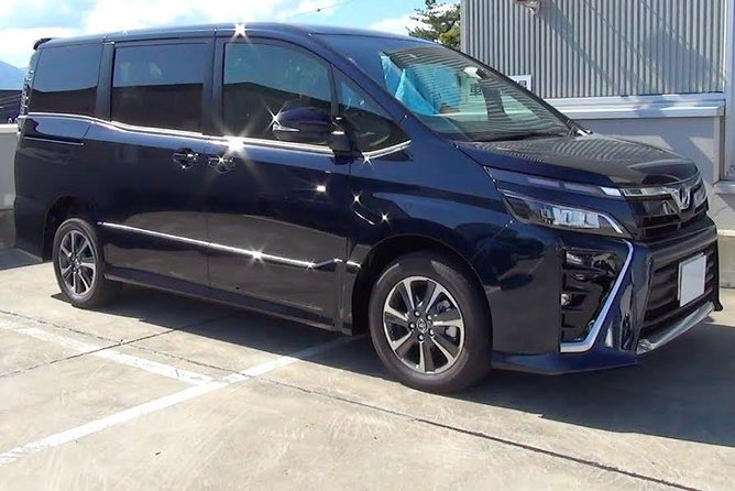 Royalton White Sands & Royalton Blue Waters Private Airport Transfers - Leaving Sangster Airport without the taxi scramble