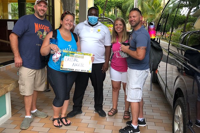 Sangster International Airport Private Transfer to Montego Bay - The 15 to 20 minute drive through Montego Bay