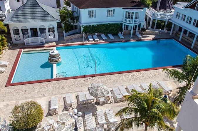 SeaGarden Beach Resort Private Airport Transfer - Leaving Sangster Airport With Less Fuss