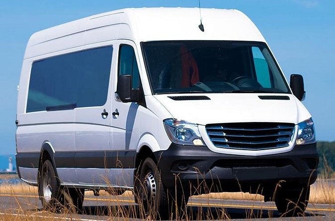 Shared Round-Trip Transfer: Montego Bay International Airport - The strongest part: courteous, helpful drivers