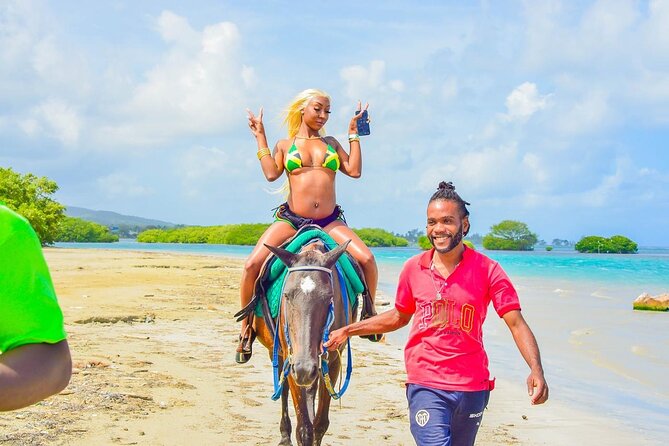 Shared Tour in Ocho Rios with Horseback Riding and Swimming - A family outing with a gentle pace