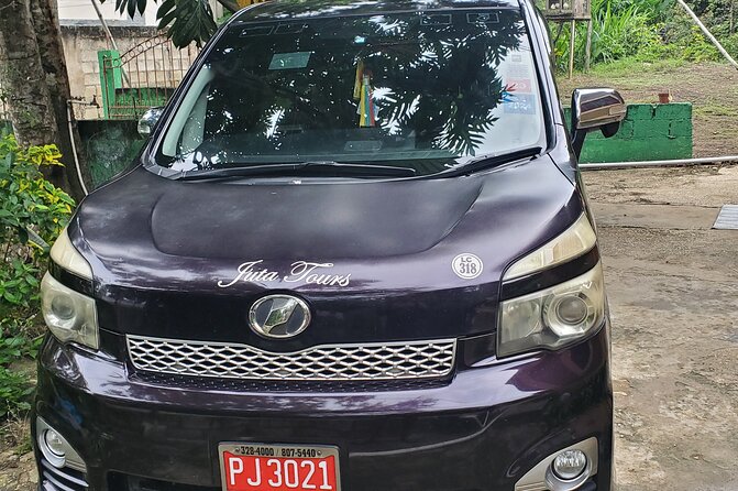 Transportation from Montego Bay to your Hotel. - Air conditioning, Wi-Fi, and a drink for the road